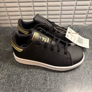 adidas Stan Smith ‘Black Gold’ core black cloud white metallic gold youth